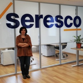 foto entrevista a Seresco tiene un gran equipo donde se fomenta la mejora profesional, la colaboración entre proyectos y donde las personas importan, no son solo un número
